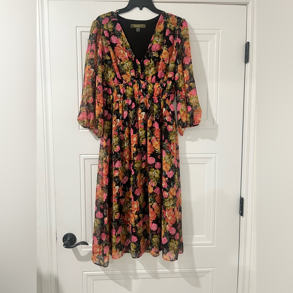 Floral Midi Dress with V-Neck